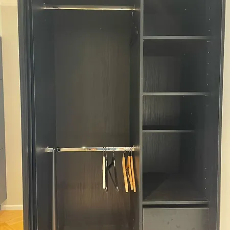 Apartament Luxury 2bdr In Center With Free Parking