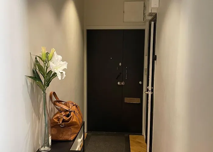 Luxury 2bdr In Center With Free Parking